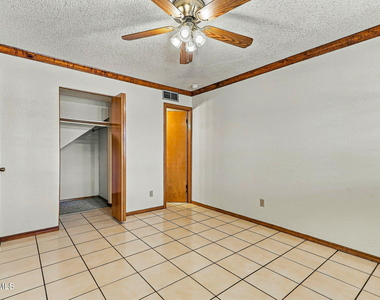 1377 Vista Granada Drive - Photo Thumbnail 4