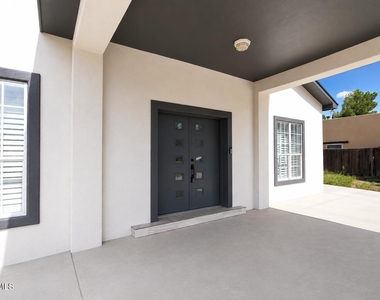 6036 Oleaster Drive - Photo Thumbnail 2