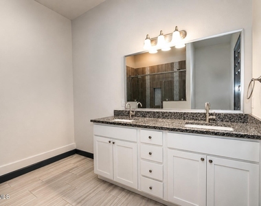 6036 Oleaster Drive - Photo Thumbnail 27