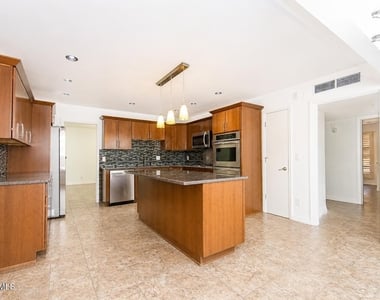 5051 Montoya Drive - Photo Thumbnail 12