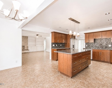 5051 Montoya Drive - Photo Thumbnail 11