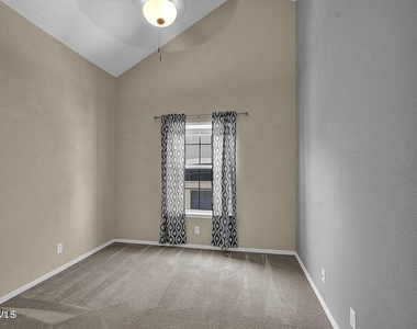 7311 Corona Del Sol Drive - Photo Thumbnail 34