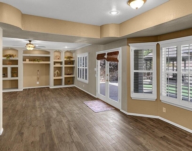 7311 Corona Del Sol Drive - Photo Thumbnail 18