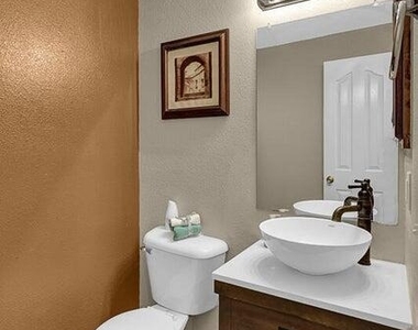7311 Corona Del Sol Drive - Photo Thumbnail 24