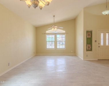 13758 Paseo Las Nubes Drive - Photo Thumbnail 7