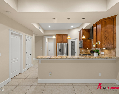 5721 Caprock Court - Photo Thumbnail 13