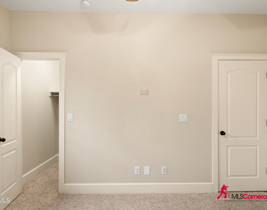 5721 Caprock Court - Photo Thumbnail 24