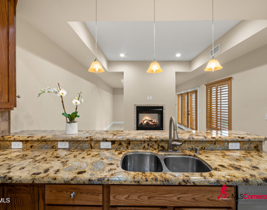 5721 Caprock Court - Photo Thumbnail 16
