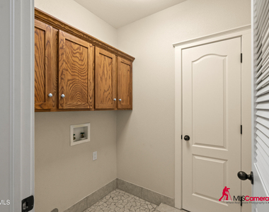 5721 Caprock Court - Photo Thumbnail 19