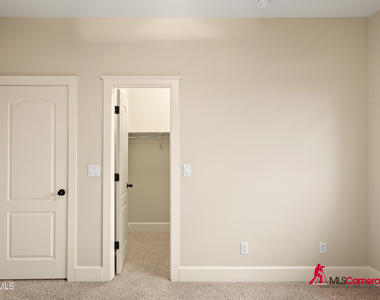 5721 Caprock Court - Photo Thumbnail 29
