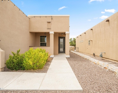 14860 Harry Flournoy Avenue - Photo Thumbnail 4