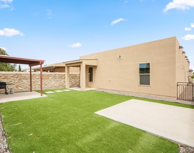 14860 Harry Flournoy Avenue - Photo Thumbnail 7