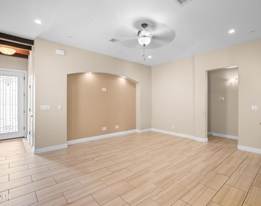 14860 Harry Flournoy Avenue - Photo Thumbnail 28