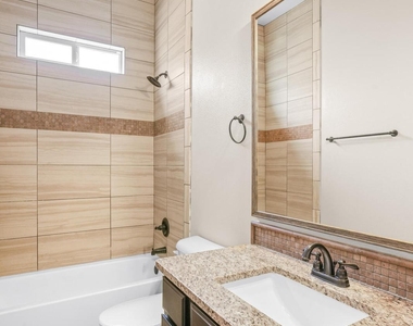 14860 Harry Flournoy Avenue - Photo Thumbnail 12