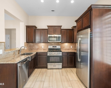 14860 Harry Flournoy Avenue - Photo Thumbnail 23