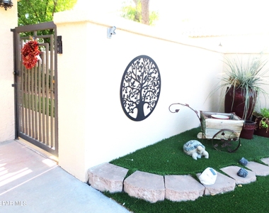 4574 Weeping Willow Drive - Photo Thumbnail 2