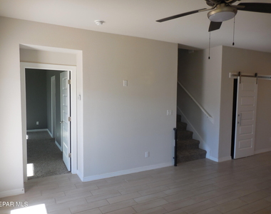 12656 Fair Oaks Court - Photo Thumbnail 11