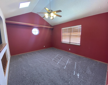 12076 Meadow Gate Drive - Photo Thumbnail 15