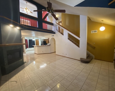 12076 Meadow Gate Drive - Photo Thumbnail 3