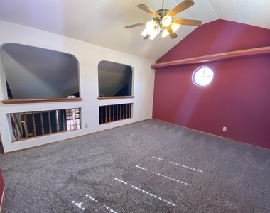 12076 Meadow Gate Drive - Photo Thumbnail 16