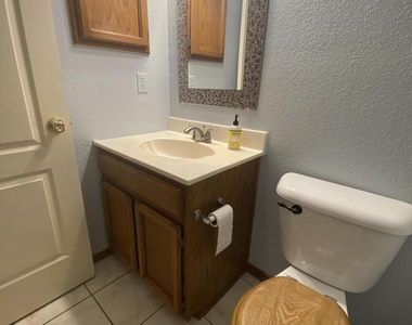 12076 Meadow Gate Drive - Photo Thumbnail 10