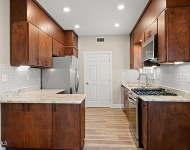 6305 Palo Verde Place - Photo Thumbnail 12