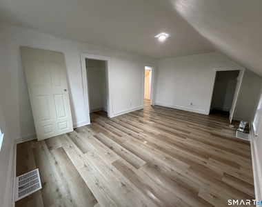 187 Prospect Street - Photo Thumbnail 11