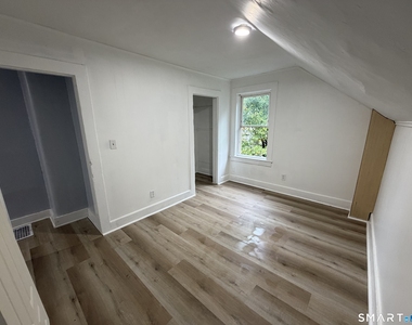 187 Prospect Street - Photo Thumbnail 6