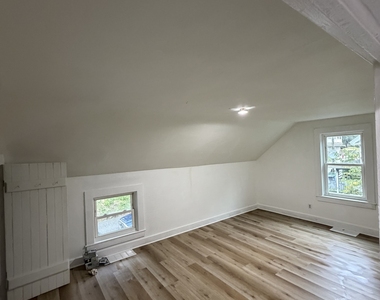 187 Prospect Street - Photo Thumbnail 10