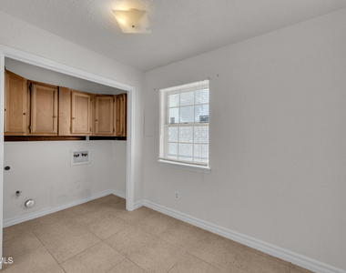 6637 Mariposa Drive - Photo Thumbnail 31