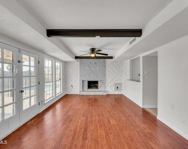 6637 Mariposa Drive - Photo Thumbnail 21