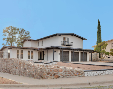 6637 Mariposa Drive - Photo Thumbnail 3