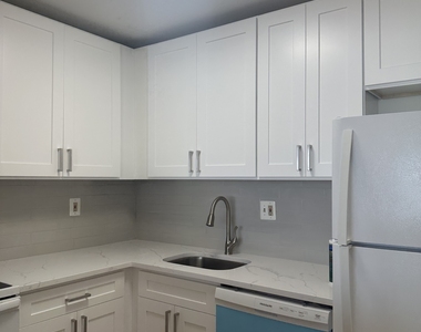 47 Sumner Street - Photo Thumbnail 6