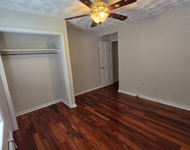 664 Main Street - Photo Thumbnail 8