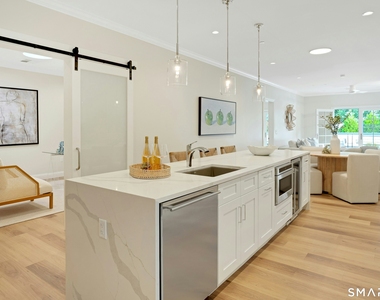 340 Heights Road - Photo Thumbnail 5