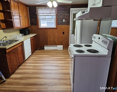 44-46 Hoyt Street - Photo Thumbnail 1