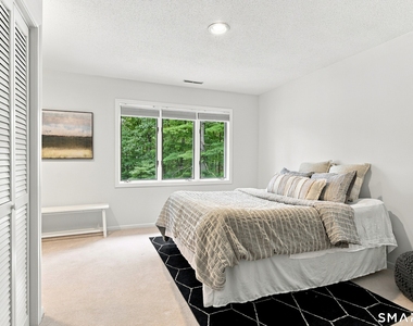 200 Deer Lane - Photo Thumbnail 16