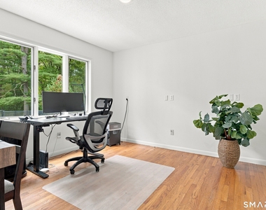 200 Deer Lane - Photo Thumbnail 14
