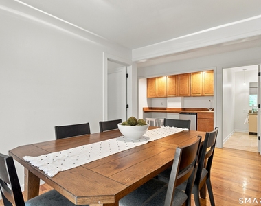 200 Deer Lane - Photo Thumbnail 7