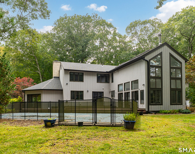 200 Deer Lane - Photo Thumbnail 2