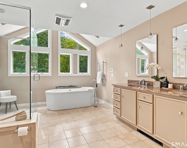200 Deer Lane - Photo Thumbnail 21