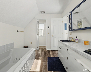 54 Shore Road - Photo Thumbnail 26
