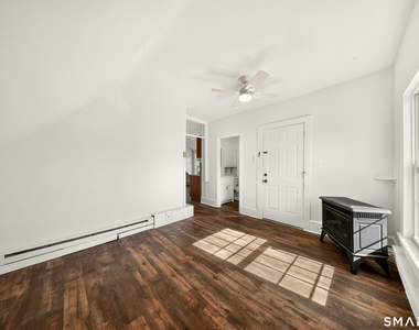 42-46 Hanford Avenue - Photo Thumbnail 7