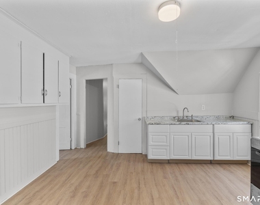 155 Babcock Street - Photo Thumbnail 4