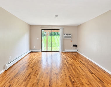 12 Carillon Drive - Photo Thumbnail 15