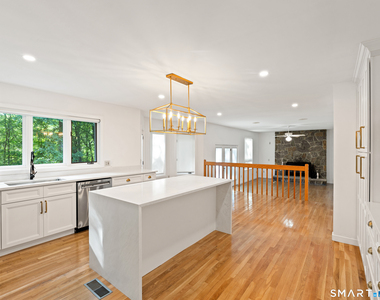 8 Sierra Way - Photo Thumbnail 6