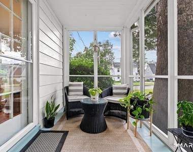 136 Whitman Avenue - Photo Thumbnail 9