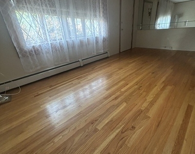 57 Avon Avenue - Photo Thumbnail 9