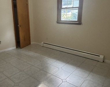 57 Avon Avenue - Photo Thumbnail 13