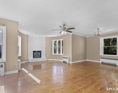 23 Frank Street - Photo Thumbnail 3